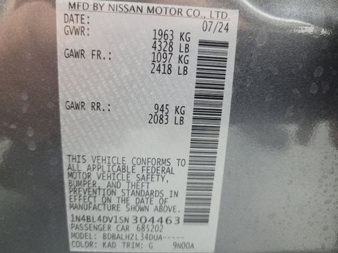 Used 2025 Nissan Altima 2.5 SV FWD image 33