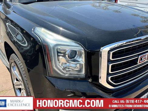 Used 2018 GMC Yukon SLT AWD/4WD image 28