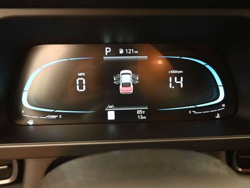 New 2026 Hyundai Elantra SEL Sport Premium FWD image 17