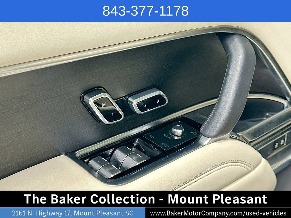 Used 2023 Land Rover Range Rover SE AWD/4WD image 18