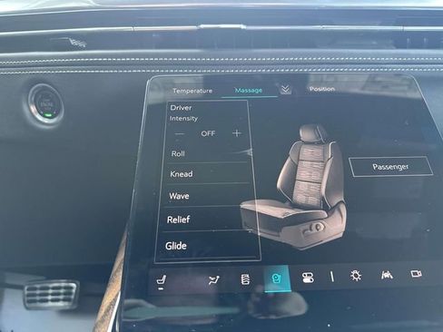 Certified 2025 Cadillac Escalade Sport Platinum w/ LPO, Floor Liner Package image 54