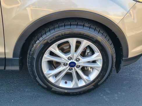 Used 2018 Ford Escape SEL image 20