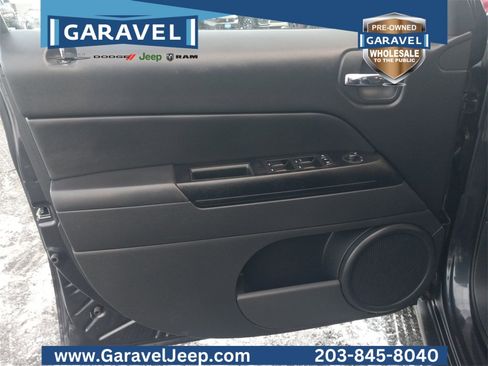 Used 2016 Jeep Patriot High Altitude image 22