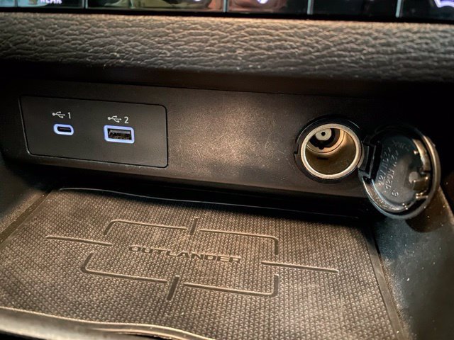 Used 2023 Mitsubishi Outlander SE AWD/4WD image 23