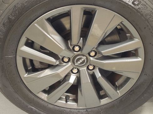 Used 2023 Nissan Pathfinder SV FWD image 31
