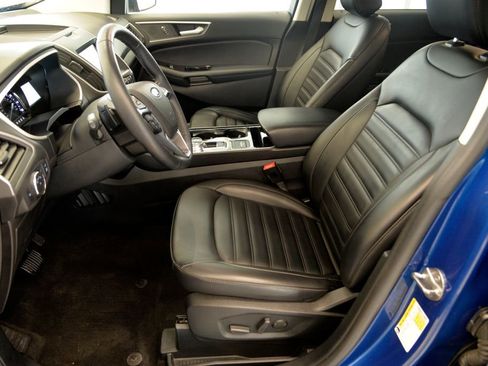 Used 2020 Ford Edge SEL w/ Convenience Package image 15