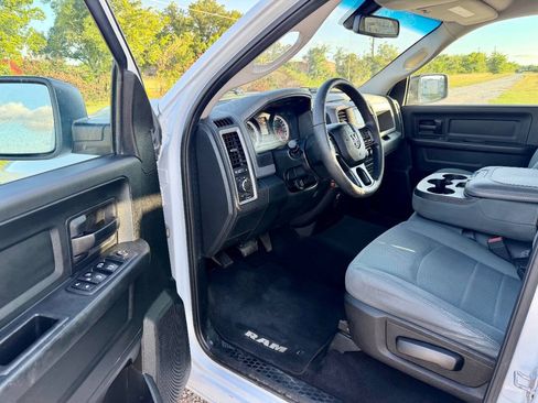 Used 2018 RAM 1500 Tradesman w/ Popular Equipment Group RWD image 11