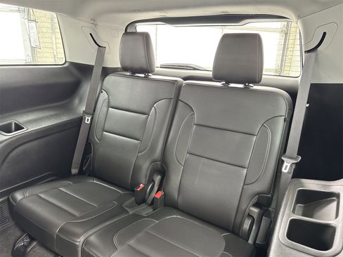 Used 2020 GMC Acadia SLT image 32