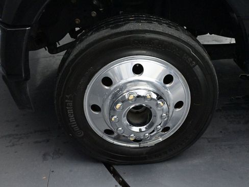 Used 2021 Ford F450 Lariat w/ Lariat Value Package image 37