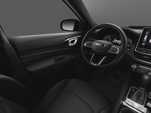 New 2026 Jeep Compass Limited image 8