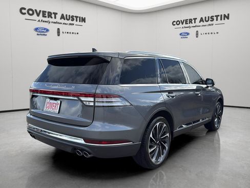 Used 2023 Lincoln Aviator Reserve w/ Equipment Group 201A image 5