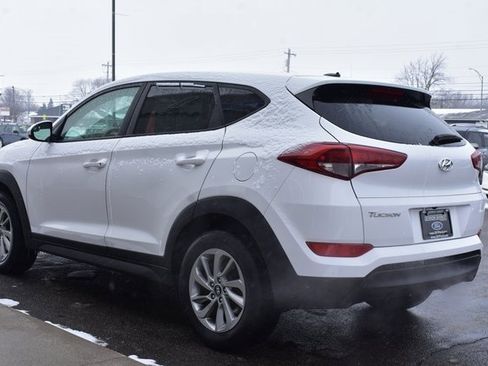 Used 2017 Hyundai Tucson SE image 10