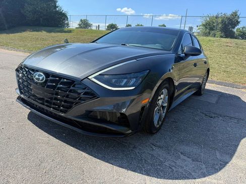 Used 2021 Hyundai Sonata SEL w/ Cargo Package FWD image 2