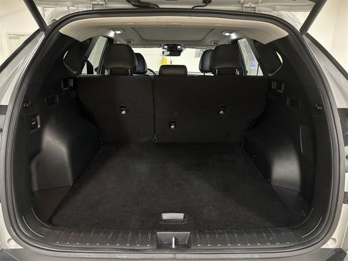 Used 2024 Hyundai Tucson Limited image 25