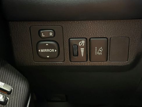 Used 2018 Toyota RAV4 SE w/ Power Extra Value Package FWD image 29