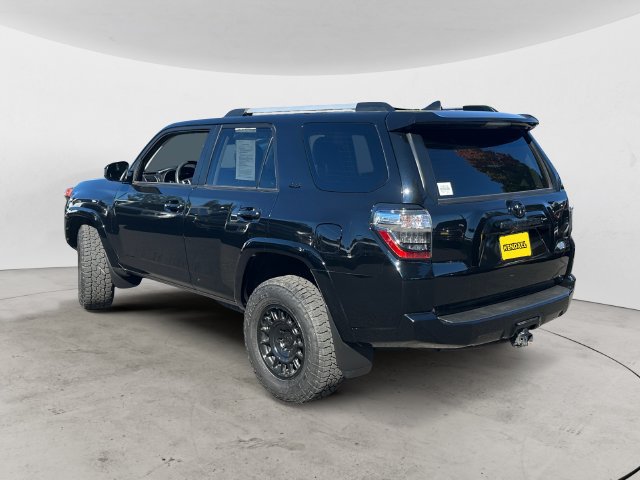 Used 2024 Toyota 4Runner SR5 AWD/4WD image 7