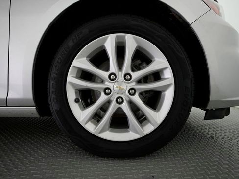 Used 2018 Chevrolet Malibu LT image 56