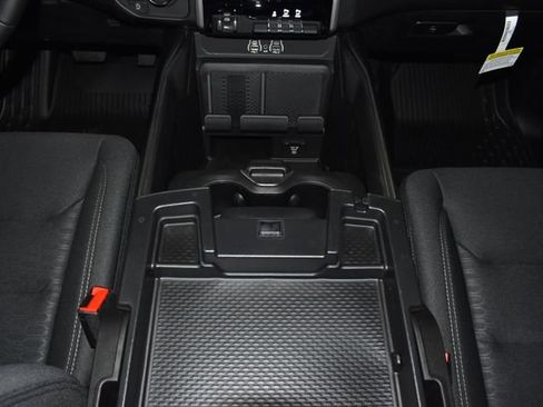 New 2026 RAM 1500 Big Horn AWD/4WD image 20