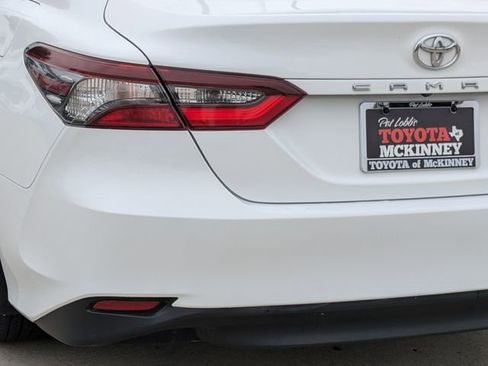 Used 2024 Toyota Camry LE image 9