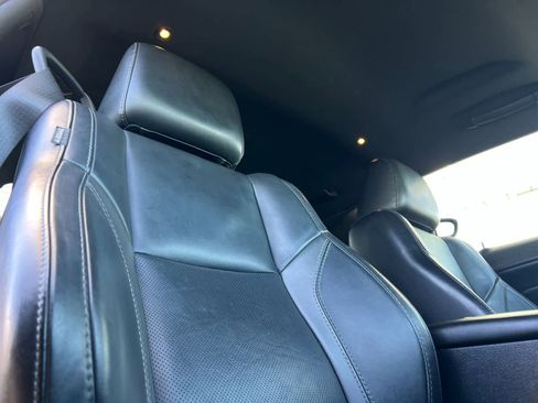 Used 2016 Dodge Challenger SXT Plus RWD image 17