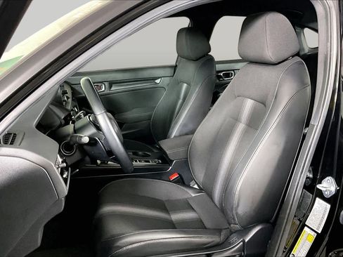 Used 2025 Honda Civic Sport image 8