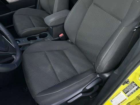 Used 2018 Toyota Corolla iM FWD image 11