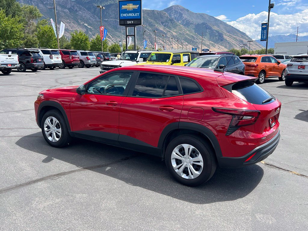 Certified 2026 Chevrolet Trax LS FWD image 16