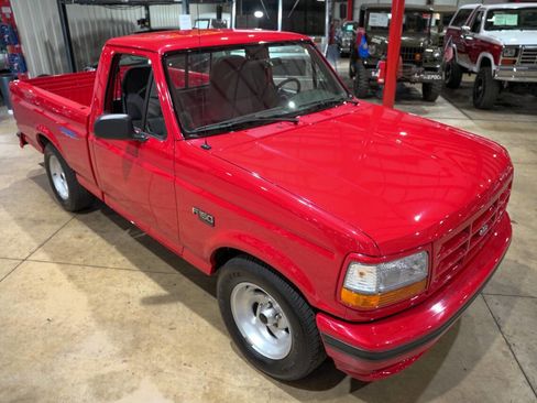 Used 1993 Ford F150 Lightning image 14
