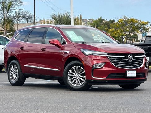 Used 2024 Buick Enclave Premium FWD image 8
