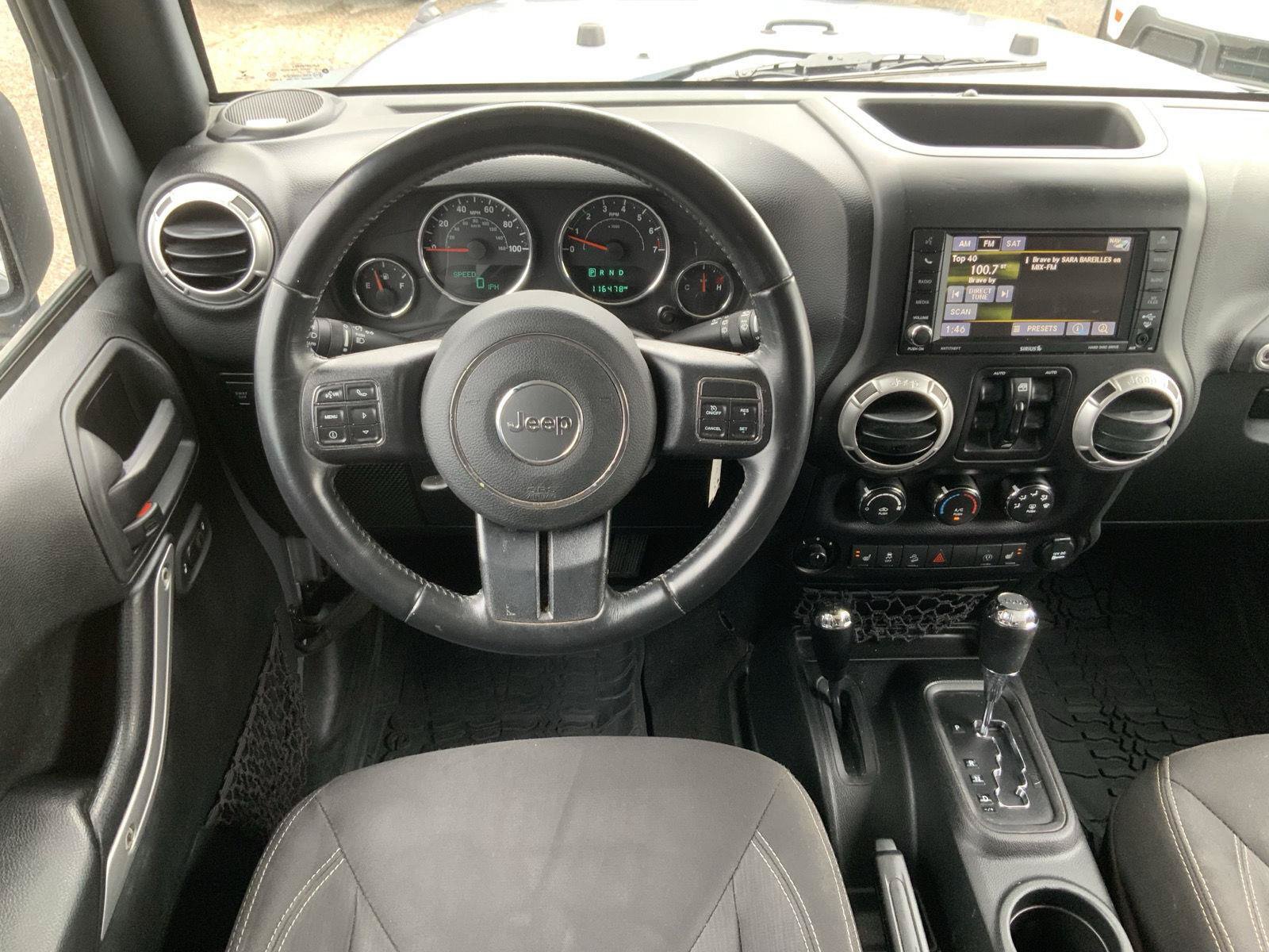 Used 2017 Jeep Wrangler Unlimited Rubicon w/ Cold Weather Group AWD/4WD image 20