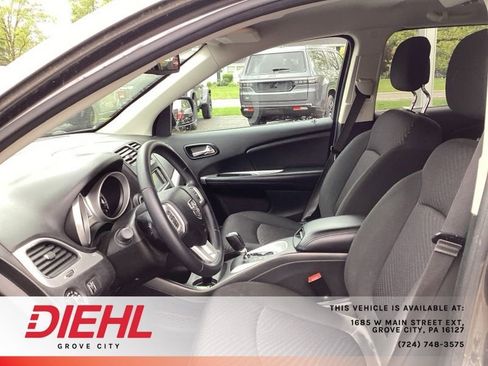 Used 2019 Dodge Journey SE w/ Connectivity Group AWD/4WD image 16