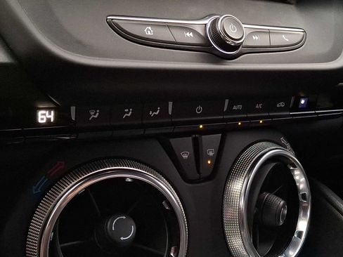 Used 2021 Chevrolet Camaro LT RWD image 13