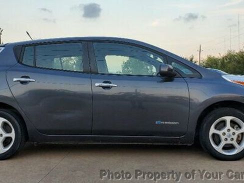Used 2013 Nissan Leaf S image 10