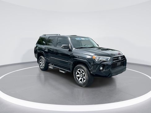 Used 2023 Toyota 4Runner TRD Off-Road Premium w/ Moonroof Package AWD/4WD image 2