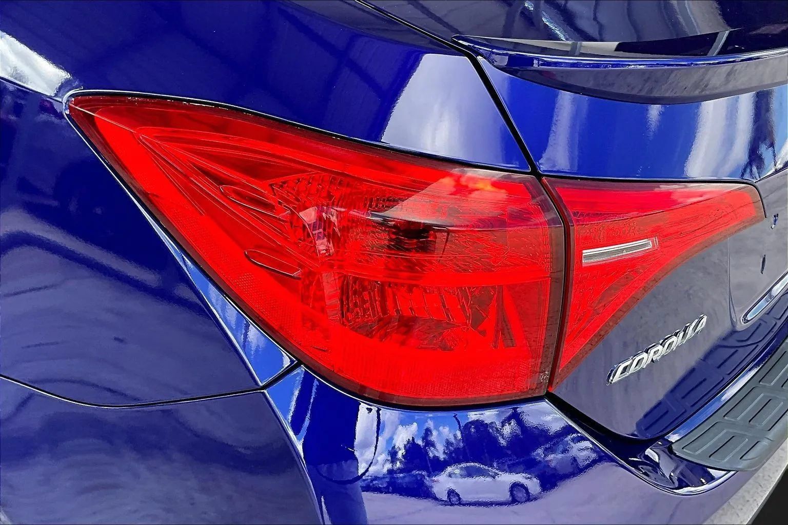 Used 2019 Toyota Corolla SE FWD image 20