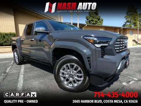 Used 2025 Toyota Tacoma Limited AWD/4WD image 5