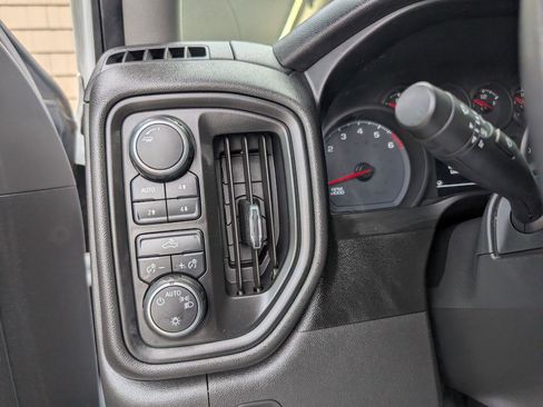 Used 2020 Chevrolet Silverado 1500 Custom Trail Boss w/ Infotainment Package image 17