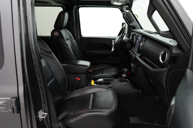 Used 2019 Jeep Wrangler Unlimited Sahara w/ Quick Order Package 24M Moab AWD/4WD image 46