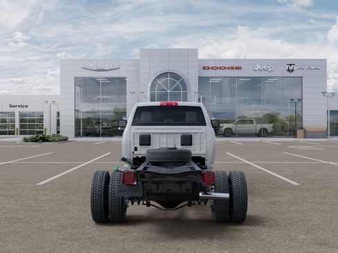 New 2026 RAM 5500 Tradesman AWD/4WD image 7