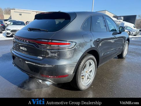 Used 2020 Porsche Macan image 8