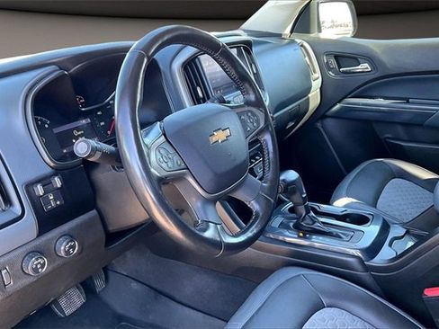 Used 2020 Chevrolet Colorado Z71 image 12
