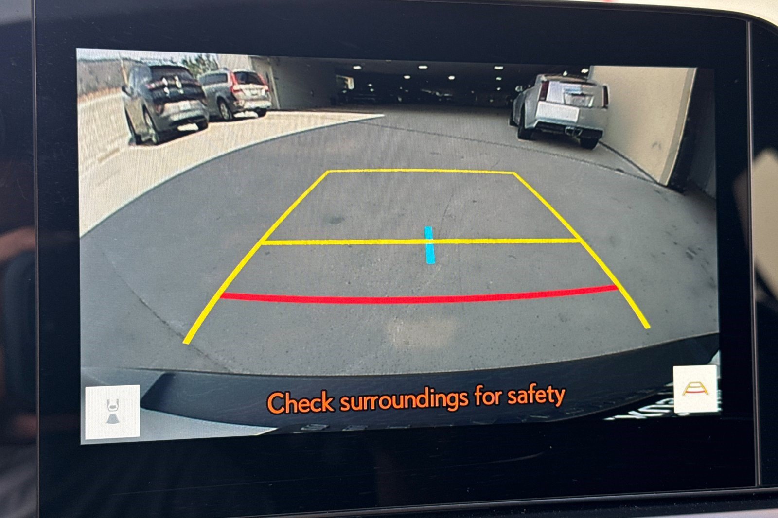 Used 2025 Lexus UX 300h FWD w/ Accessory Package (Z2) image 19