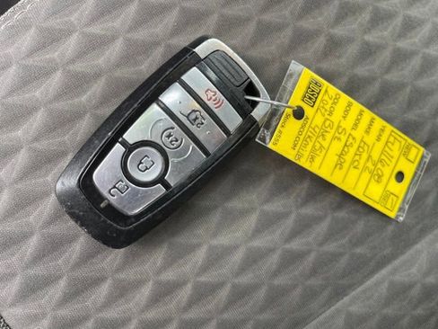 Used 2022 Ford Escape SE w/ Convenience Package AWD/4WD image 24