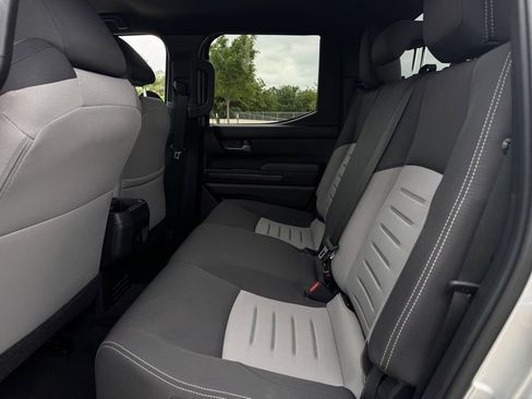 Used 2024 Toyota Tacoma TRD Off-Road image 27