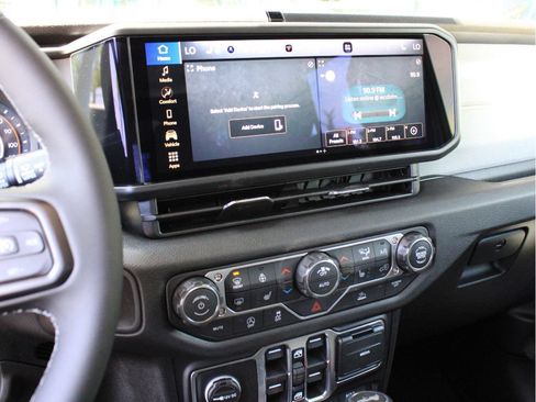 New 2026 Jeep Wrangler Unlimited Sport AWD/4WD image 21