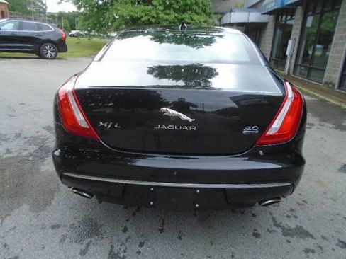 Used 2017 Jaguar XJ L Portfolio AWD/4WD image 5