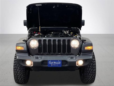 Used 2022 Jeep Wrangler Unlimited Sport AWD/4WD image 5