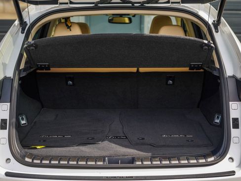 Used 2015 Lexus NX 300h AWD w/ Premium Package image 33