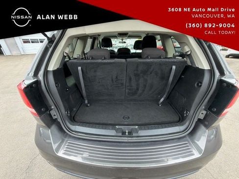 Used 2015 Dodge Journey SXT w/ Flexible Seating Group FWD image 30