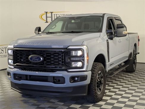 Used 2024 Ford F250 Lariat w/ Sport Appearance Package image 4